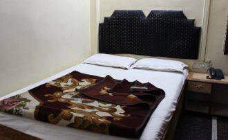 Hotel Delux, Mahabaleshwar 2